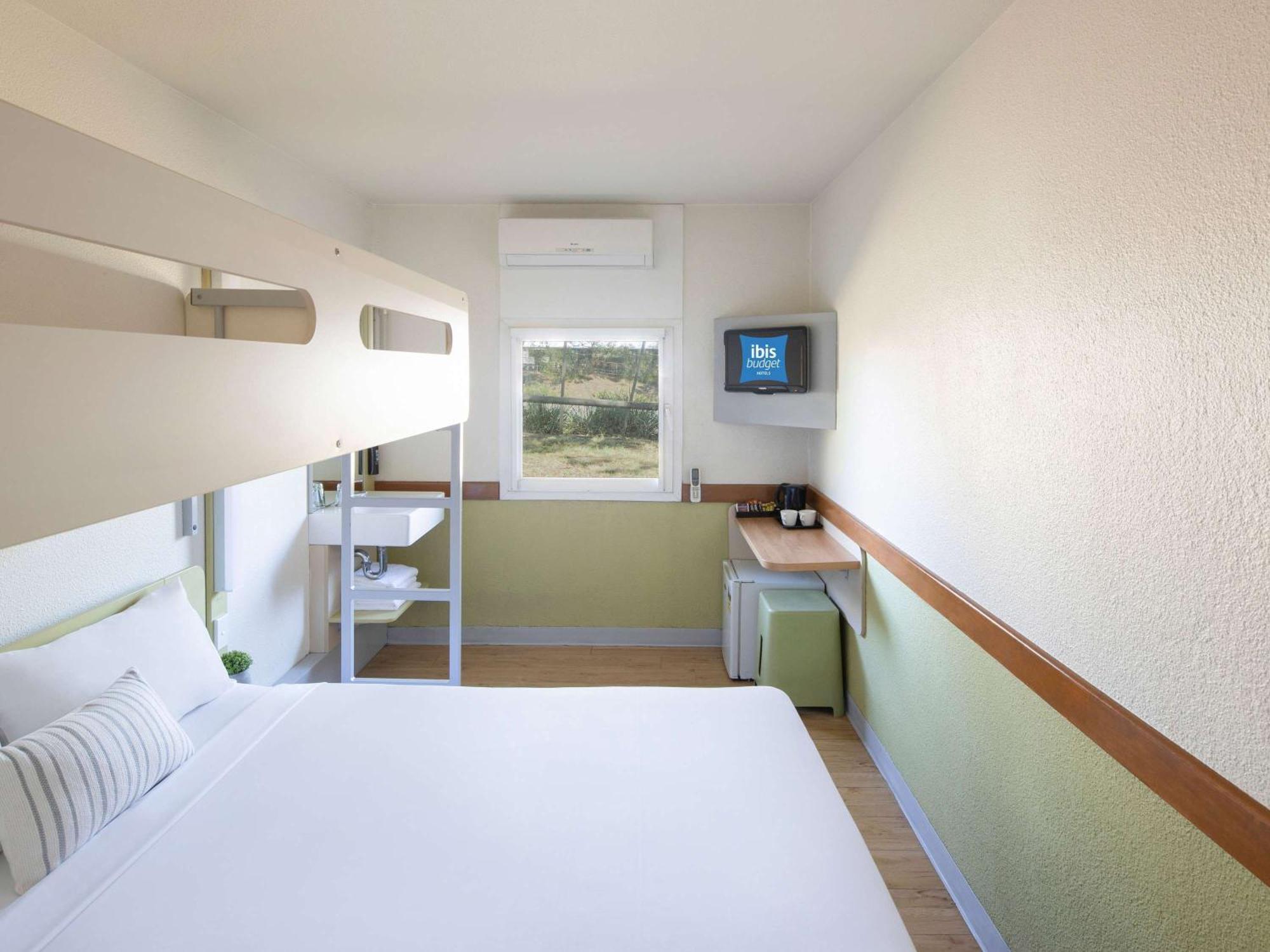 Ibis Budget Canberra Exterior foto