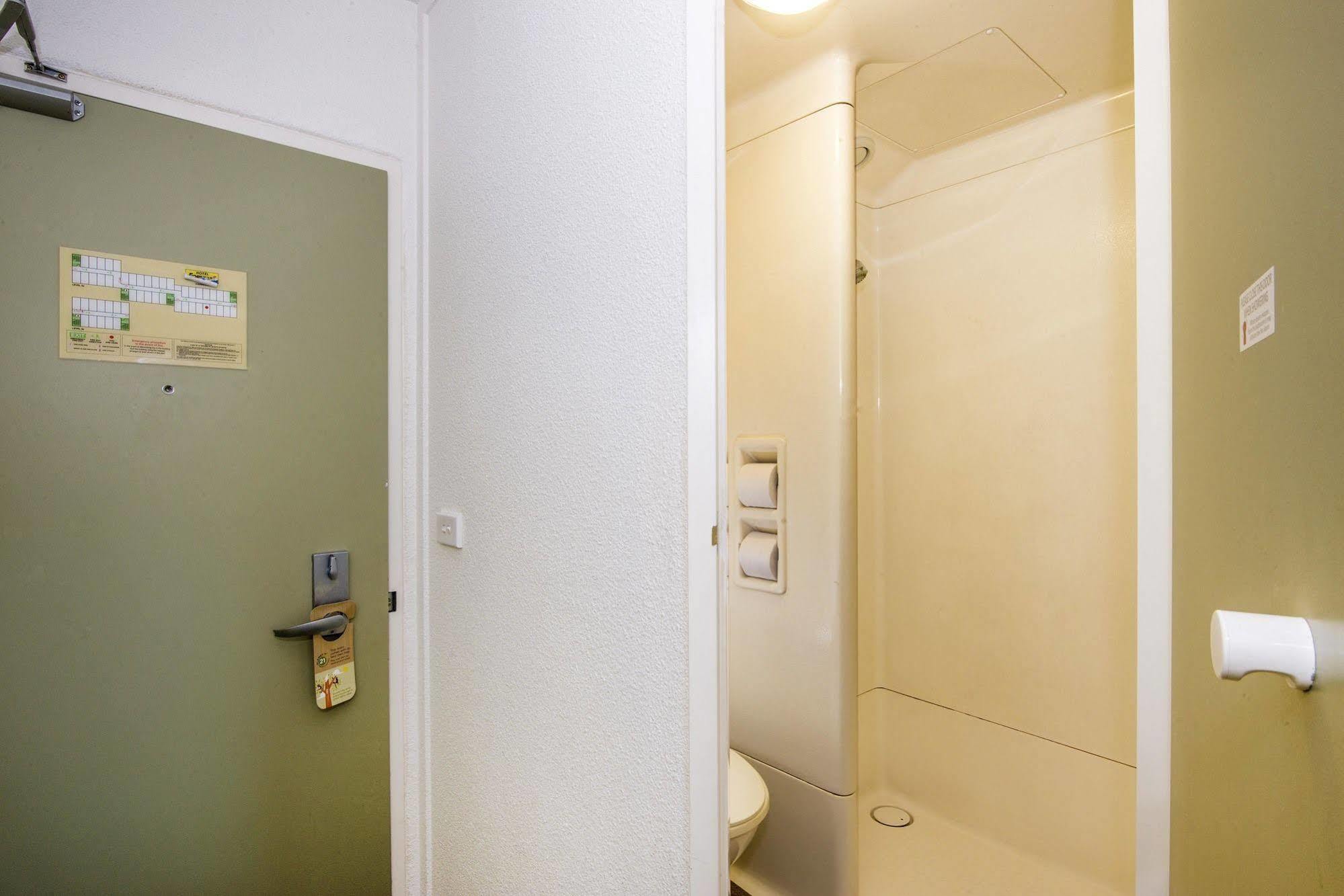 Ibis Budget Canberra Exterior foto