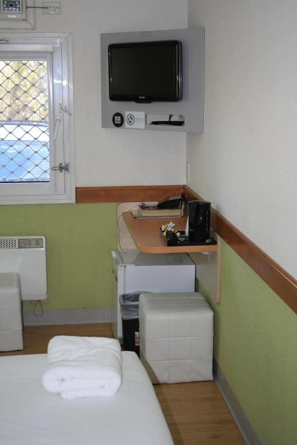 Ibis Budget Canberra Exterior foto