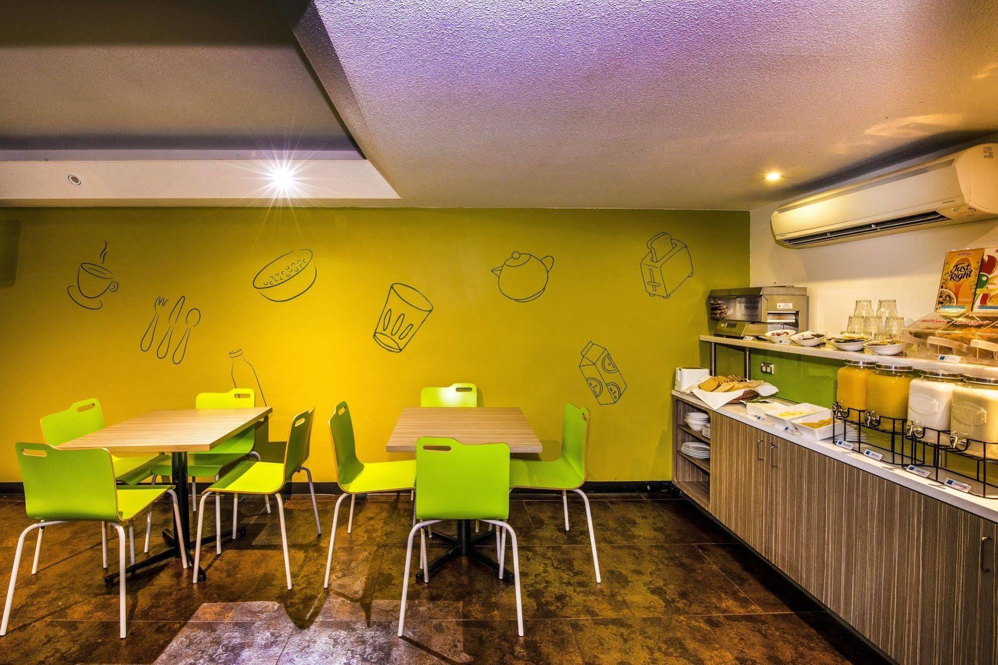 Ibis Budget Canberra Exterior foto
